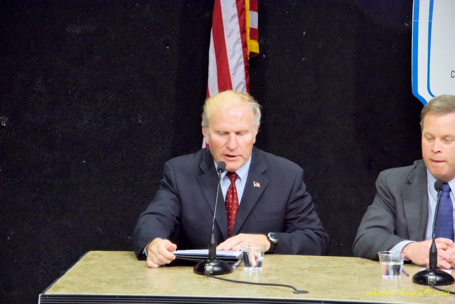 Waycross Election Forums - Candidates for US House of Representatives, Ohio Dist. 1 debate the issues.